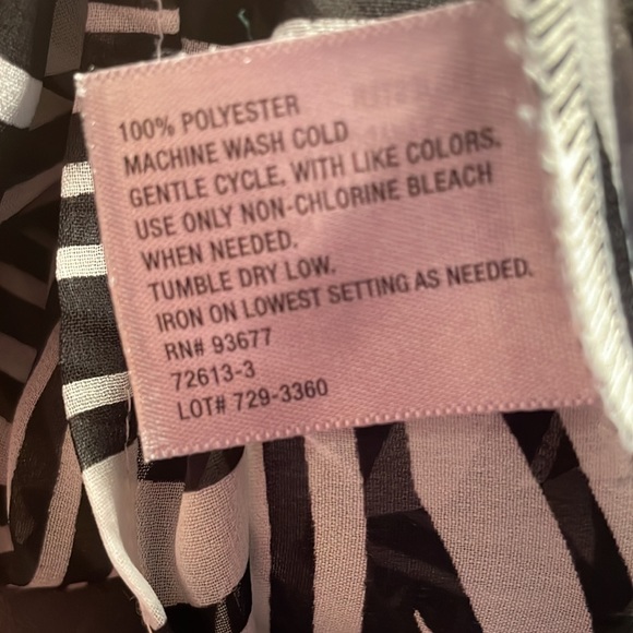 Worthington Sheer Black & White Short Sleeve Button Down Ruffled Collar Top PL - Picture 10 of 11